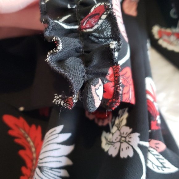 Banana Republic Dress Long Sleeved Black Floral Midi Length Size 8 - Picture 11 of 11